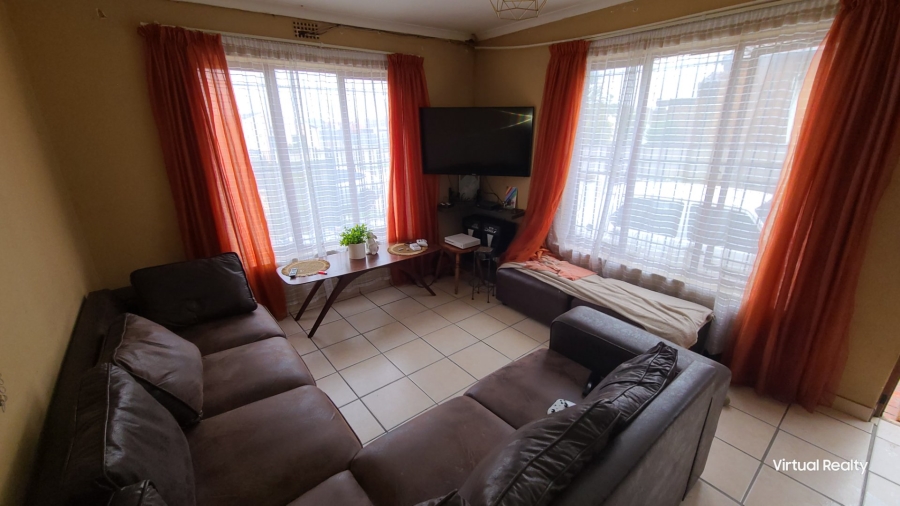  Bedroom Property for Sale in Belhar Western Cape